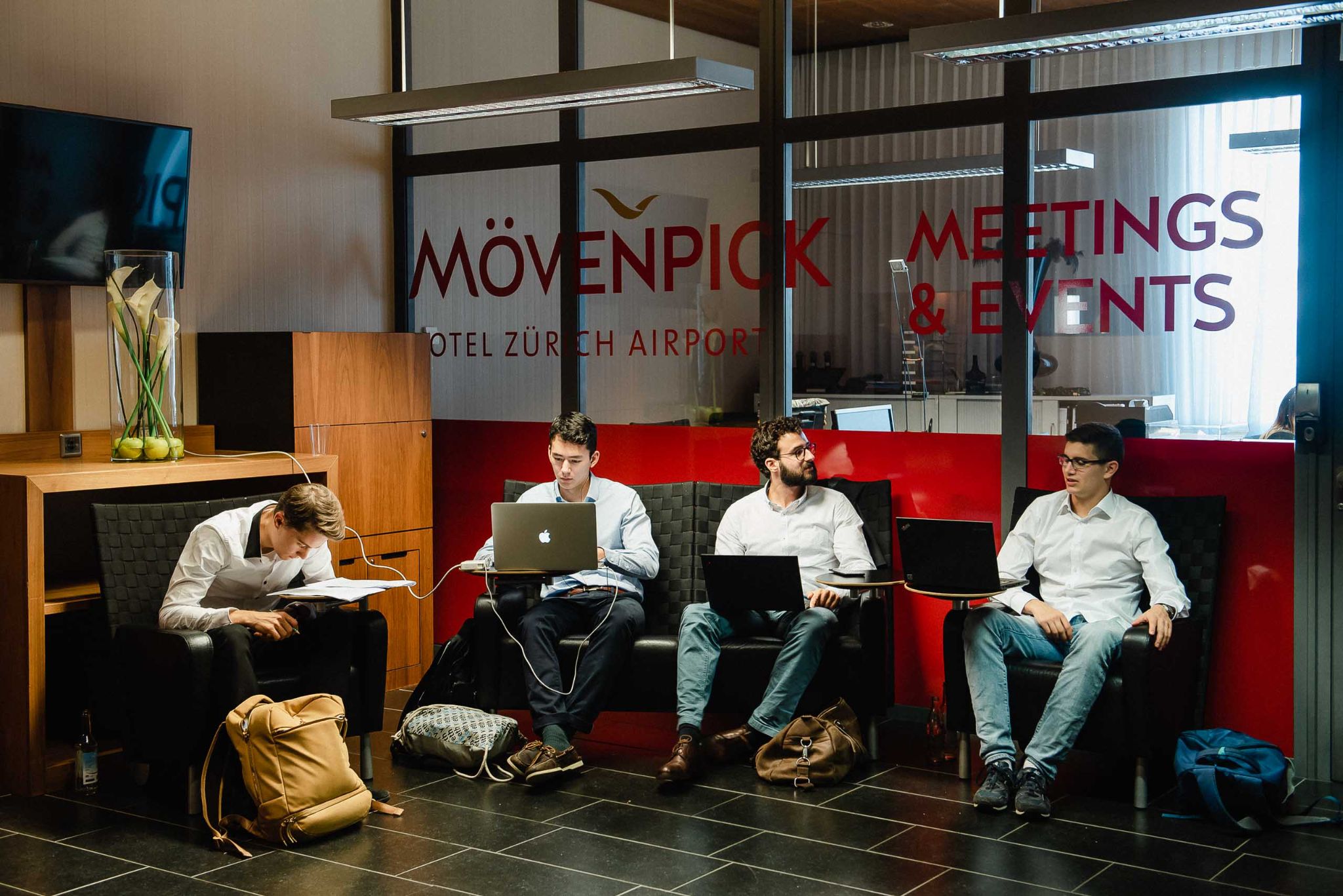 Zurich eth juniors campus interviews movenpick airport hotel eventfotografie switzerland photographer 03