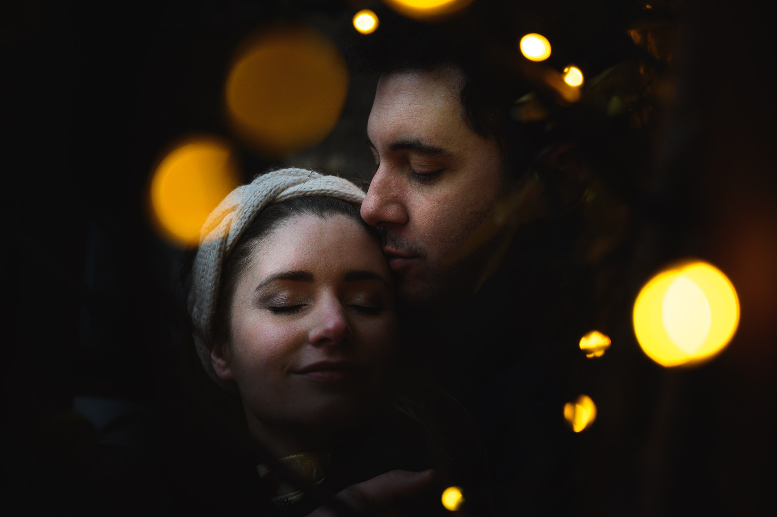 Royal mile edinburgh castle wedding photographer luz nico 080